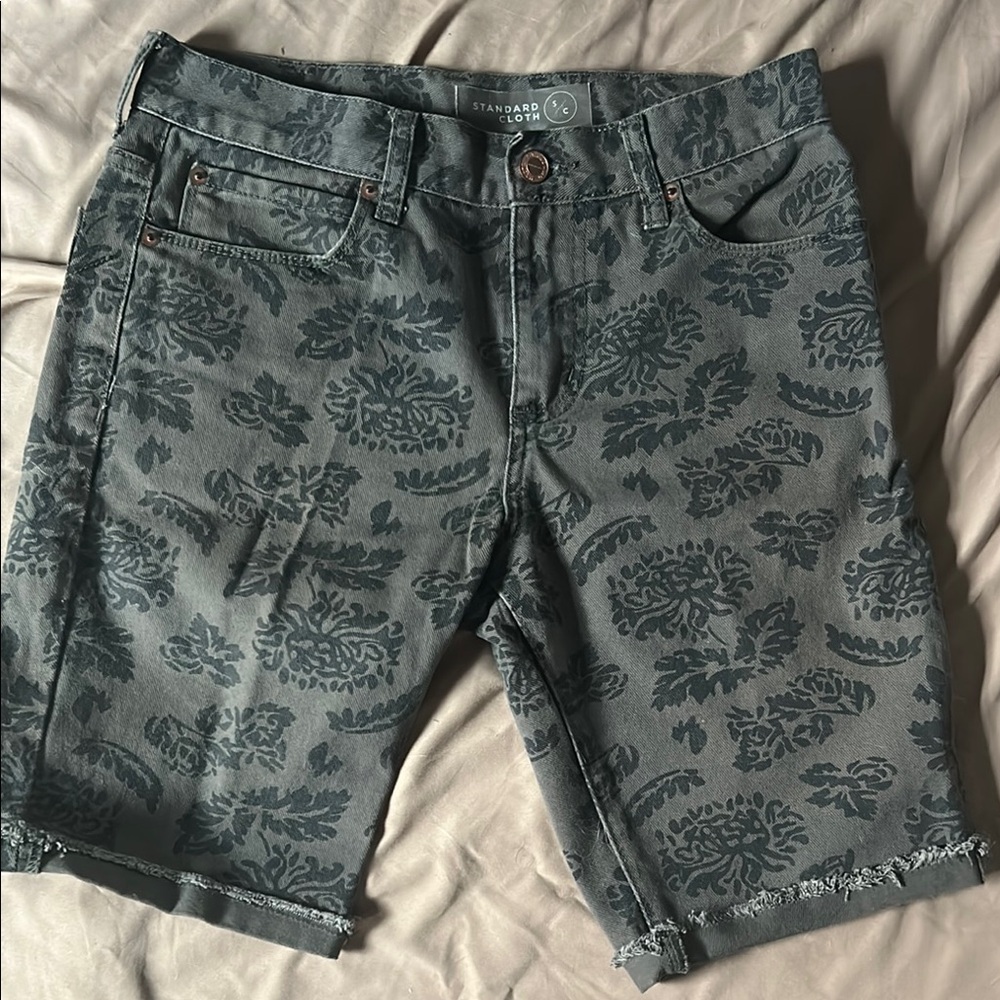 Urban Outfitters Green Patterned Flat Front Shorts